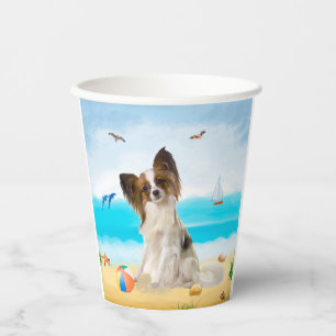 Papillon-Hund am Strand Pappbecher