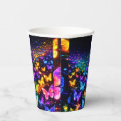 Pappbecher mi Schmetterlingsmotuv (Rechts)