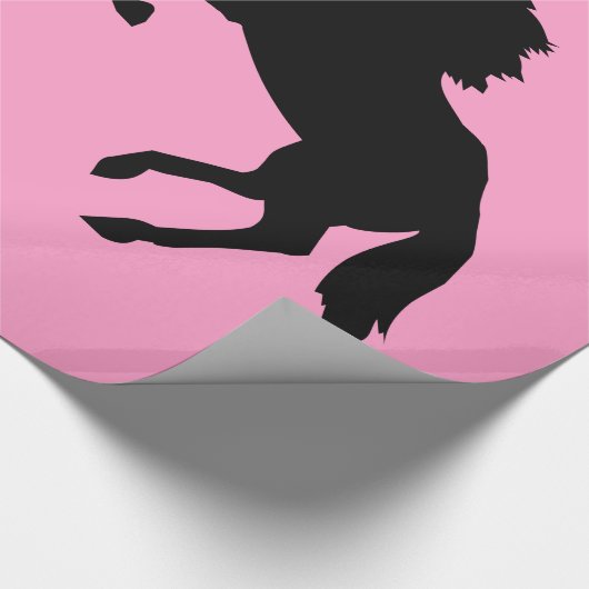 Papppapier für das schwarze Pferdchen mit kundensp Geschenkpapier (Ecke)