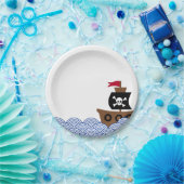 Pappteller mit Piratenschiff u. blauem u. weißem (Party)