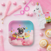 Pappteller mit süßem lustigen Mops Hund (Party)