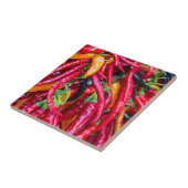 Paprikaschoten für den Chili von Heiß auf dem Baue Fliese (Seite)