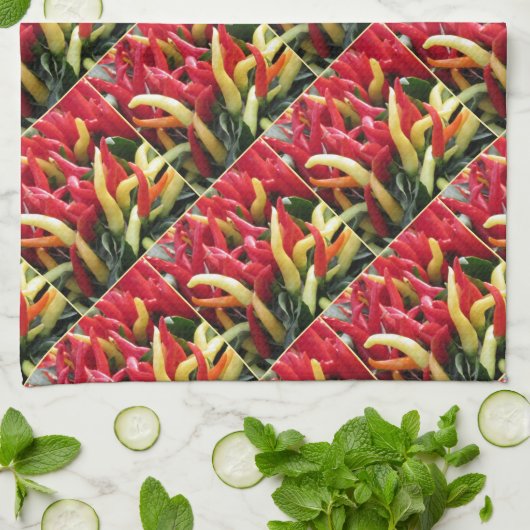 Paprikaschoten für Hot Chili Geschirrtuch (Gefaltet)