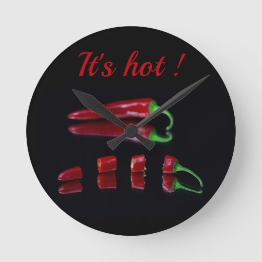 Paprikaschoten mit rotem Chili Runde Wanduhr (Vorderseite)