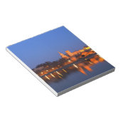 Papstpalast in Avignon und Rhone am Notizblock (angewinkelt)