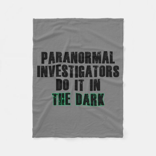 Paranormaler Spaß der Ermittler (schwarz) Fleecedecke (Vorderseite)