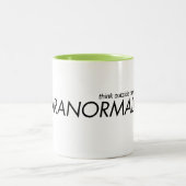 Paranormalis alien-Grün-Tasse Zweifarbige Tasse (Mittel)