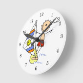 Parasailing-Strichmännchen Runde Wanduhr (Winkel)