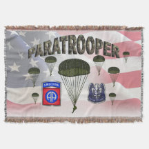 Paratrooper, 82. Im Flugzeug