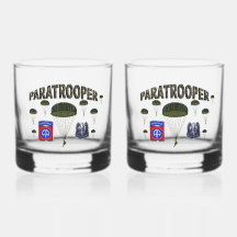 Paratrooper, 82. Im Flugzeug