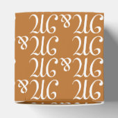 Pärchen-Initials-Monogramm Brown-Bronze anpassen Geschenkschachtel (Oben)
