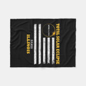 Paris 2024 Solar Eclipse 2024 040824 Eclipse Fleecedecke (Vorderseite (Horizontal))
