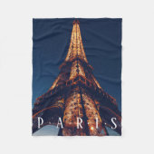 Paris: Der Eiffelturm bei Nacht Fleecedecke (Vorderseite)