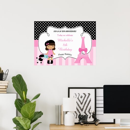 Paris Eiffel Tower Afrikanisches Mädchen Poster (Heimbüro)