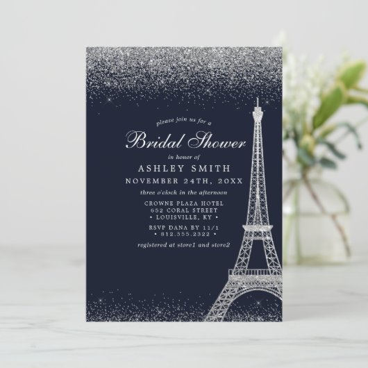 Paris Eiffel Tower Silver Sparkle Brautparty Einladung (Stehend Vorderseite)