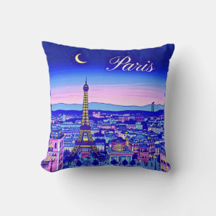 Paris in der Dämmerung unter einem Halbmond Kissen