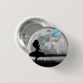 PARIS Little Girl Making Blue Buble Art Button (Vorne & Hinten)