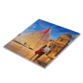 Paris Love: Louvre Museum Pyramid Romantic Couple Fliese (Seite)