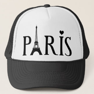 Paris mit Eiffelturm und Liebe Truckerkappe