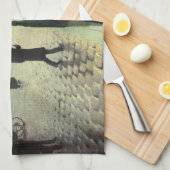 Paris Street Rainy Day by Gustave Caillebotte Handtuch (Viertel Falte)