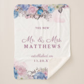 Pariser Charm Floral Der neue Mr. & Mrs. Newlyweds Sherpadecke (Vorderseite)