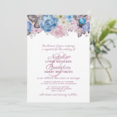 Pariser Charme Blau & Pink Blumenzitz Hochzeit Einladung (Stehend Vorderseite)