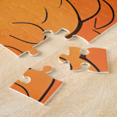 Pariser Frauen der 1920er Jahre mit orangefarbenen Puzzle (Seite)