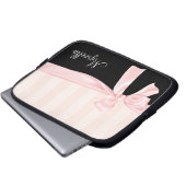 Pariser Girly rosa Streifen u. hellrosa Bogen Laptopschutzhülle (Vorne Knopf)