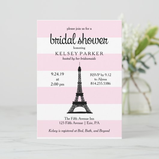 Pariser Rosa Stripes Eiffel-Turm-Brautparty Einladung (Stehend Vorderseite)
