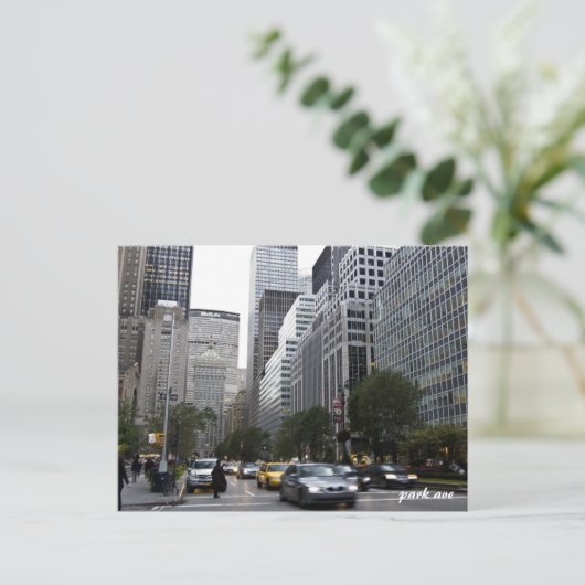 Park mit Postkarte (Stehend Vorderseite)