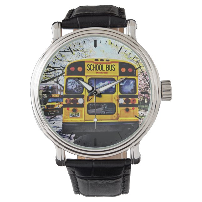 Parkhaus-Schulbusse im Frühjahr Armbanduhr (Vorderseite)