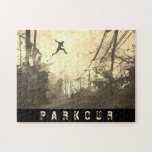 Parkhotel Delta Wellbeing Resort Puzzle<br><div class="desc">Der Eindruck eines modernen Künstlers,  in einer urbanen Hinterstraße in Sepia-Tönen Parkour zu praktizieren.</div>