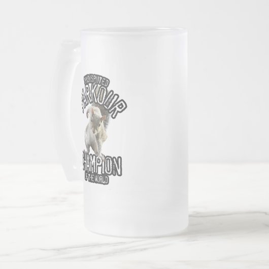 Parkour-Eichhörnchen - lustiges Freeruning Mattglas Bierglas (Vorderseite Links)