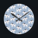 Parson Jack Russell Terrier Dog Pattern Blue Runde Wanduhr<br><div class="desc">Adorable und lebhafte kleine Jack Russell Terrier Hunde,  um Sie zum Lächeln zu bringen.</div>