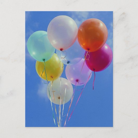 Party Balloons mit blauem Himmel Postkarte (Vorderseite)