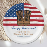 Party der amerikanischen Militärarmee "Flag Boots  Pappteller<br><div class="desc">Fügen Sie Ihrem militärischen Ruhestandsapparat die Touch mit diesen amerikanischen Flaggen-Design militärischen Papiers Teller und Party Vorräten hinzu. USA amerikanische Flagge in modernem Rot und Blau, US Flagge, mit Lederkampfstiefel Design. Diese Papier-Teller der amerikanischen Flag-Party sind perfekt für ein militärisches Party in den Ruhestand, militärische Stationierungen abschicken, Zuhause-Begrüßung im Militär,...</div>