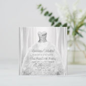 Party Dress White Quinceanera Einladungen (Stehend Vorderseite)