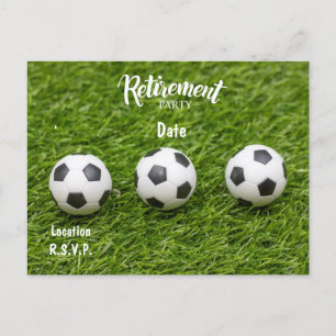 Party Einladung der Fußballrente auf grünem Gras Postkarte