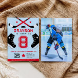 Party Einladung des Eishockey-Kindergeburtstags<br><div class="desc">Lasse deine Skate hoch und plane eine Eishockey-Geburtstagsparty! Dieses Design beinhaltet Eishockeyschläger,  Skate und Puck. Bearbeiten Sie dieses Design so,  dass es den Farben Ihres Teams entspricht.</div>