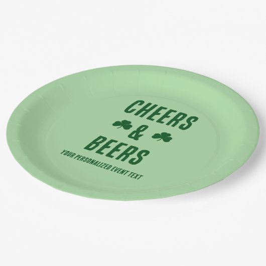 Party-Event für Cheers und Biere Pappteller (Schrägansicht)