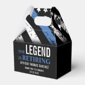 Party für das Zurückhalten der Flagge mit der blau Geschenkschachtel (Rückseite)