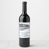 Party für das Zurückhalten der Flagge mit der blau Weinetikett (Vorderseite)