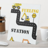 Party für den Tankstellenbau Sockelschild (In Situ)