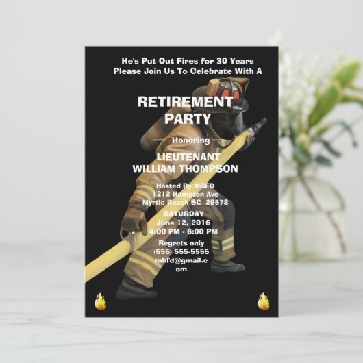 Party für die Ruhestandszeit von Black and Gold-Fe Einladung (Stehend Vorderseite)