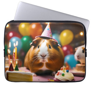 Party Guinea Schweinefleisch mit Kuchen und Ballon Laptopschutzhülle