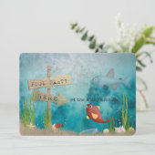 Party im Ozean mit Holzschild Einladung (Stehend Vorderseite)