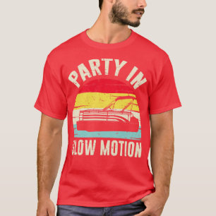 Party in langsamer Bewegung Sommerurlaub Party am T-Shirt