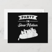 Party in langsamer Motion Kanuboot Witzig Postkarte (Vorne/Hinten)