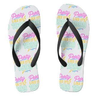 Party Like It’s 1999®™ – Neon-Spannung Badesandalen