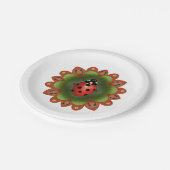 Party mit Ladybug auf roten und grünen Blütenblätt Pappteller (Schrägansicht)